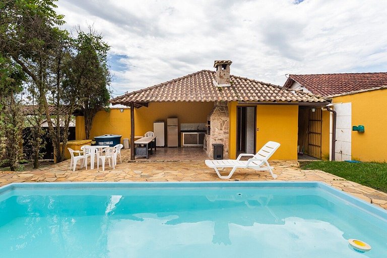 PENEDO COM 4 QUARTOS, PISCINA E SAUNA. 600M do CENTRO