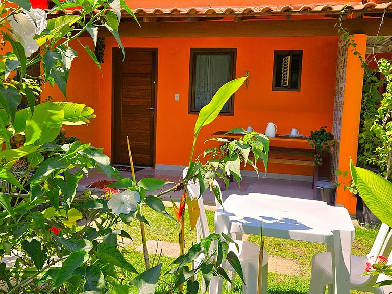 Estudio pé na areia, Praia 10m, qto banh coz varanda, ar, TV