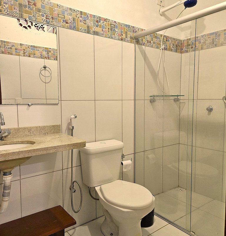 Estudio pé na areia, Praia 10m, qto banh coz varanda, ar, TV